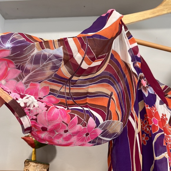 ECI New York Silk Floral Print Top, Size 8 - Picture 8 of 15